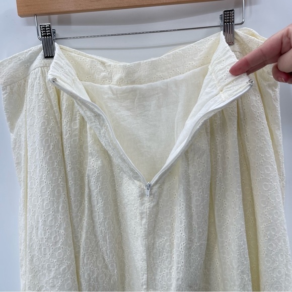 Modcloth Cream Retro Cotton Eyelet A-line Skirt with Bow Detail - Size 1X - Picture 10 of 14